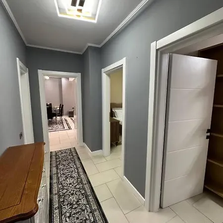 Luxury 2 *